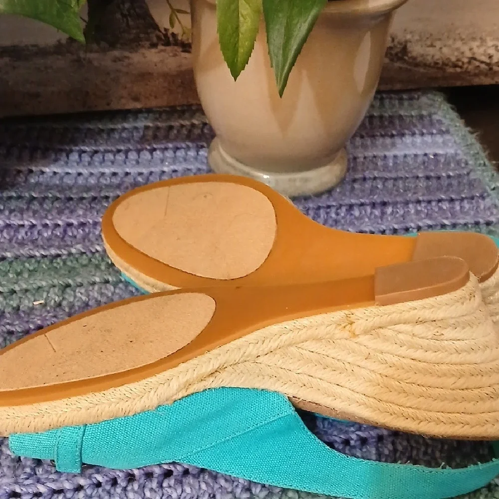 Coldwater Creek Vibrant Blue Espadrille Sandals 9.5M